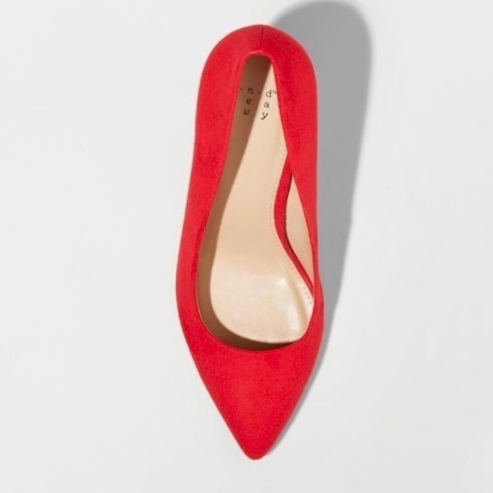 Red Faux Leather Pointed Toe Heeled Pumps, NWT - Picture 3 of 3